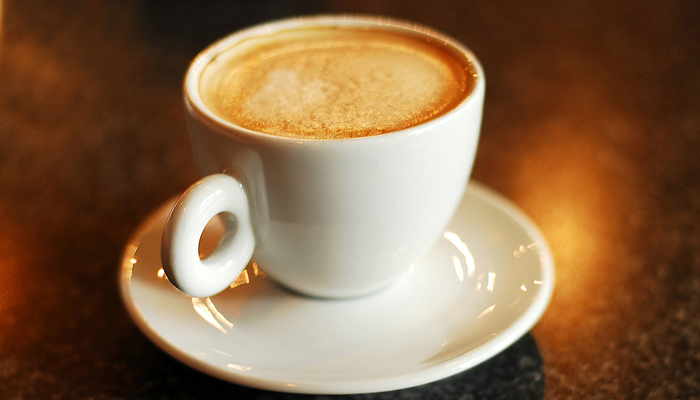 دبئی: کورونا ویکسین لینے والوں کیلئے مفت کافی کی پیشکش