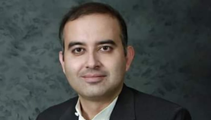 وزیراعظم عمران خان کا وزیر قانون سلطان محمد کے استعفیٰ کا فیصلہ