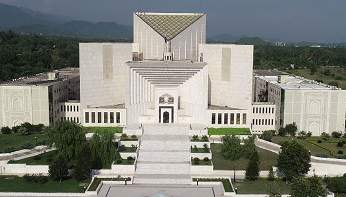 الیکشن کمیشن کے تمام ارکان سپریم کورٹ طلب
