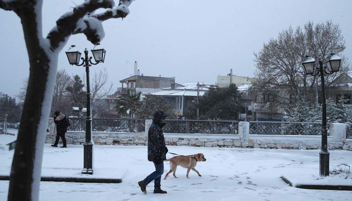  یونان: شدید برف باری نے 12 سال کا ریکارڈ توڑ دیا 