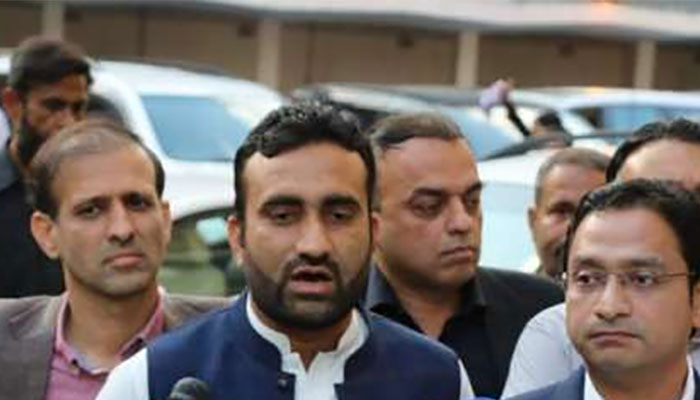 سندھ میں پارٹی رہنماؤں کے گھروں پر چھاہے مارے جارہے ہیں ، سعید آفریدی