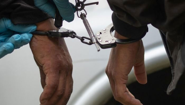 کراچی، ڈیلیوری بوائے کو لوٹنے والے ڈاکو گرفتار