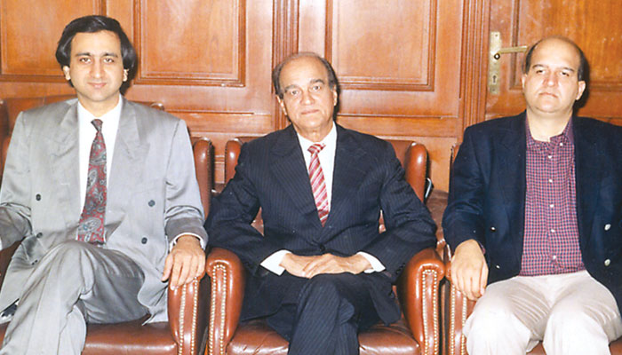 ٹین ایجر سے میچور چیف ایڈیٹر تک