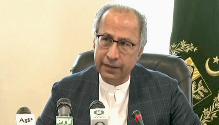 حفیظ شیخ کو مشیر خزانہ کے عہدے سے ہٹانے کا فیصلہ