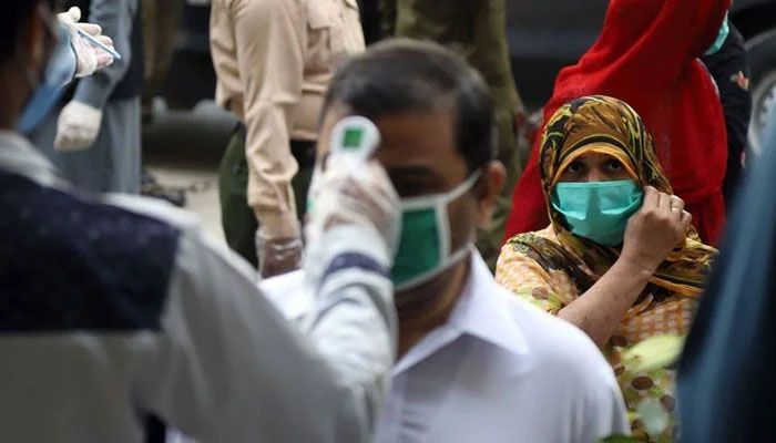 24 گھنٹوں میں کورونا سے 100 افراد کا انتقال