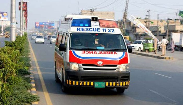 پنجاب ، ٹریفک حادثات میں 3 افراد جاں بحق، 8 زخمی