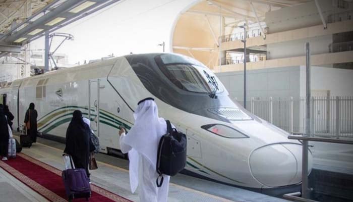  سعودی عرب : حرمین ہائی اسپیٖڈ ٹرین سروس ایک سال بعد بحال ہوگئی
