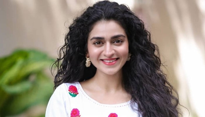 Hajra Yamin celebrates women with inspiring poetry