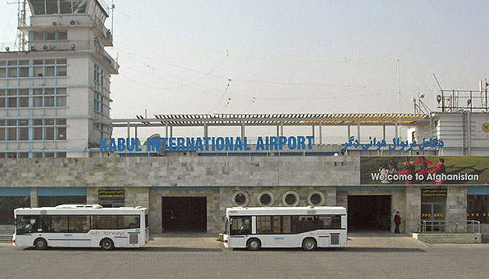اسد قیصر کا طیارہ کابل میں لینڈ کیوں نہیں ہوا؟ ایئرپورٹ کمانڈر کا بیان آگیا
