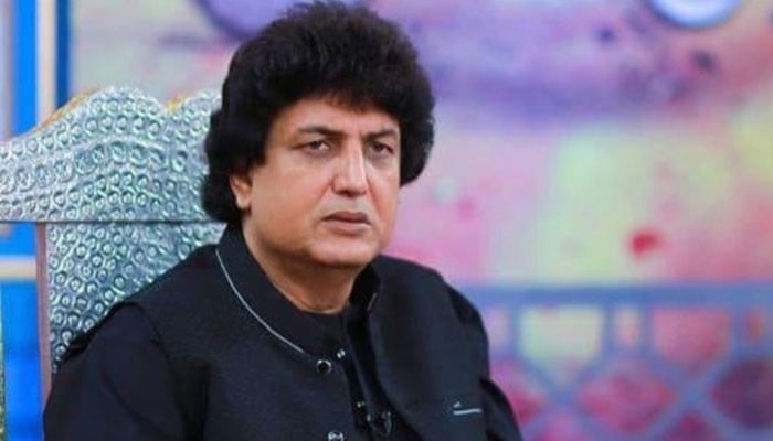 Khalil Ur Rehman hits out at Mahira Khan over ‘nasty’ remark
