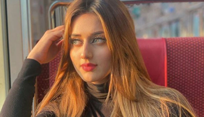 Jannat Mirza becomes first Pakistani with 14m followers on TikTok