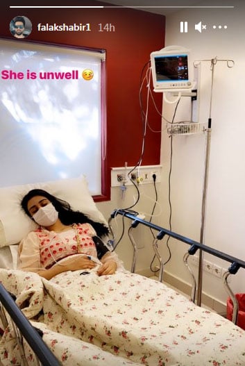 سارہ خان کی طبیعت ناساز، اسپتال میں داخل