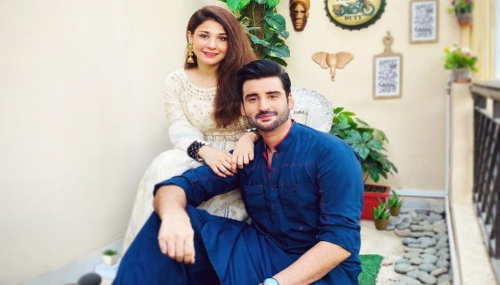Hina Altaf reveals why she doesn’t post pictures with hubby Aagha Ali on social media