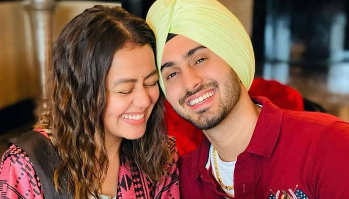 Rohanpreet Singh promises to love Neha Kakkar despite weight gain