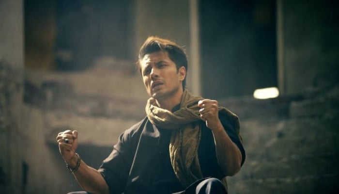 Ali Zafar pays tribute to Pakistan’s labour force with new song ‘Hum Mazdoor’