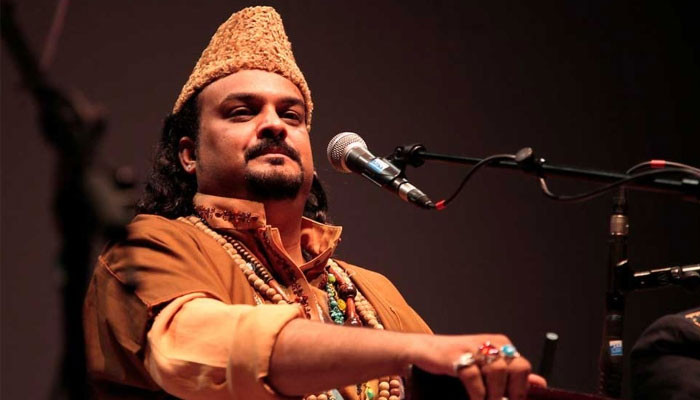 Amjad Sabri’s son Mujadid’s version of ‘Bhar do Jholi’ leaves fans in awe