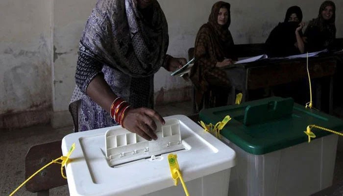 پی پی 84 خوشاب: پولنگ ختم، ووٹوں کی گنتی جاری