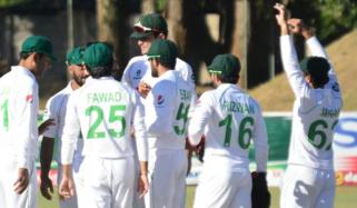 زمبابوے کے 4 وکٹ پر 52 رنز، پاکستان کو 458 رنز کی برتری 