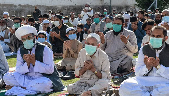 ڈی آئی خان کے دو گاؤں میں آج عید کا پہلا دن 