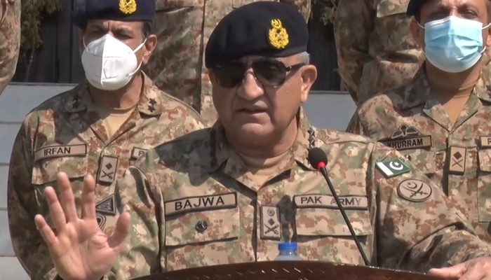آرمی چیف کا تیمرگرہ لوئر دیر کا دورہ ،جوانوں کے ساتھ عید منائی