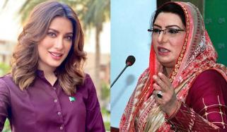 فردوس عاشق کے ’جھپیوں اور پپیوں‘ والے بیان پر مہوش کی بھی پیروڈی وائرل