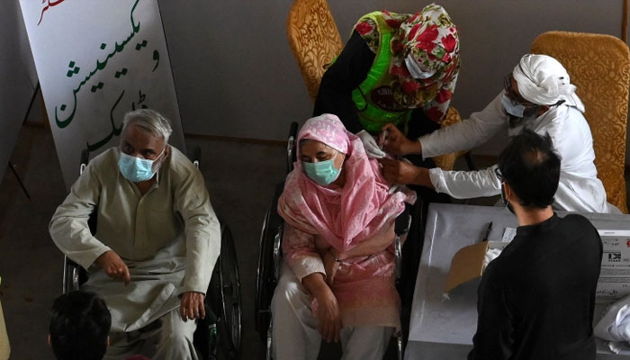 ملک بھر 47 لاکھ 47 ہزار سے زائد ویکیسن لگائی جا چکی ہیں، نیشنل ہیلتھ سروسز