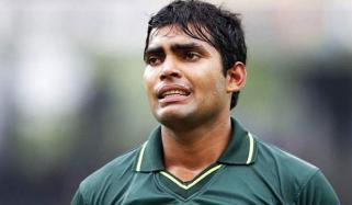 عمر اکمل نے جرمانے کے ساڑھے 42 لاکھ روپے ادا کردیے