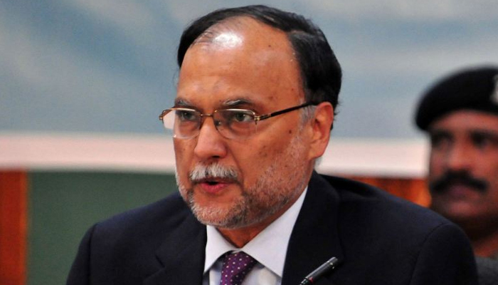 حکومت معاشی، انتظامی اور خارجہ محاذ پر ناکام ہوچکی، احسن اقبال