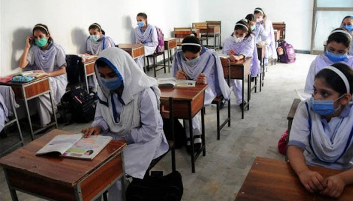 کراچی اور اسلام آباد میں تعلیمی ادارے کھل گئے