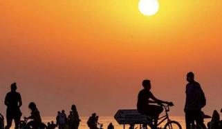  متحدہ عرب امارات میں شدیدگرمی، شہری پریشان