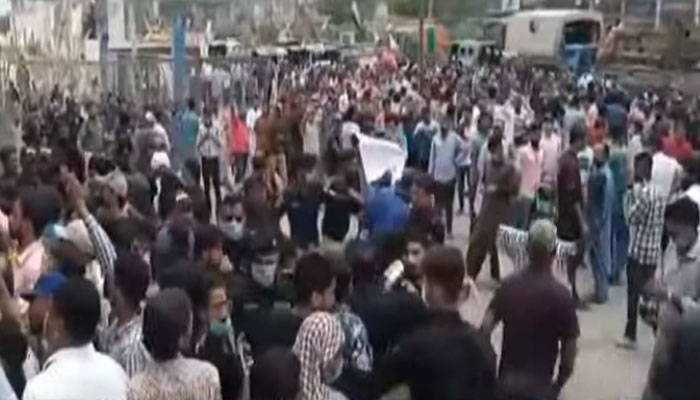 کراچی: الٰہ دین پارک میں تجاوزات آپریشن، ہنگامہ، کئی زخمی