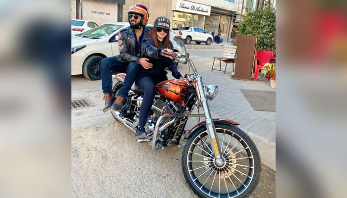 کیا آپ کو رائیڈ پسند آئی؟ ثنا جاوید کا شوہر سے سوال