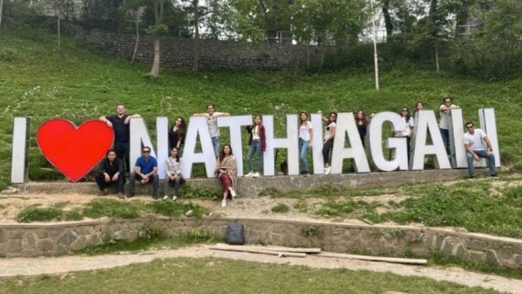 Mahira Khan spotted spending quality time with beau Salim Karim in Nathia Gali