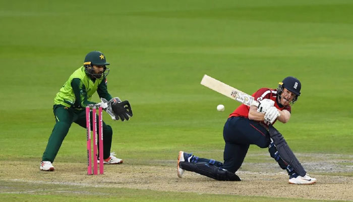 دورہ انگلینڈ کے لیے پاکستان کرکٹ ٹیم کا اسکواڈ آج روانہ ہوگا