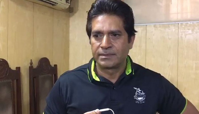 ہیڈ کوچ عاقب جاوید لاہور قلندرز کے بیٹسمینوں پر برس پڑے