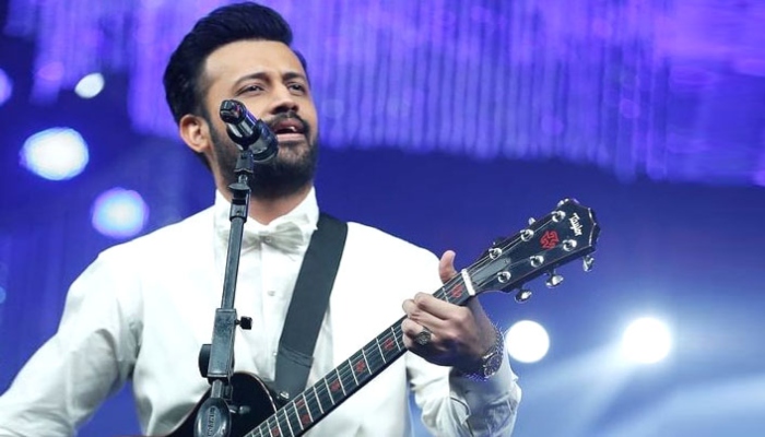 Atif Aslam’s latest cover song ‘Dil Jalane ki Baat’ is out now