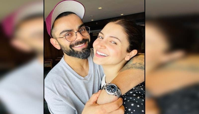 Anushka Sharma takes ‘Bat Balance Challenge’ with Virat Kohli, guess who did it better?