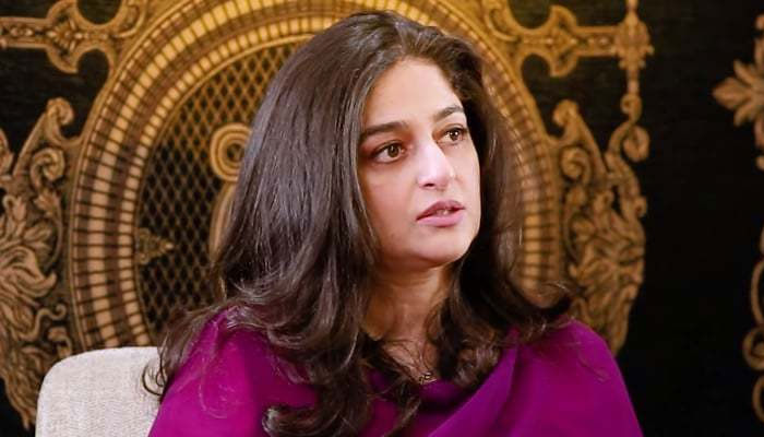 نادیہ جمیل کو غیرملکی ایئرلائن نے لندن میں ہی چھوڑدیا