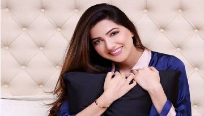 Aymen Saleem announces to quit acting