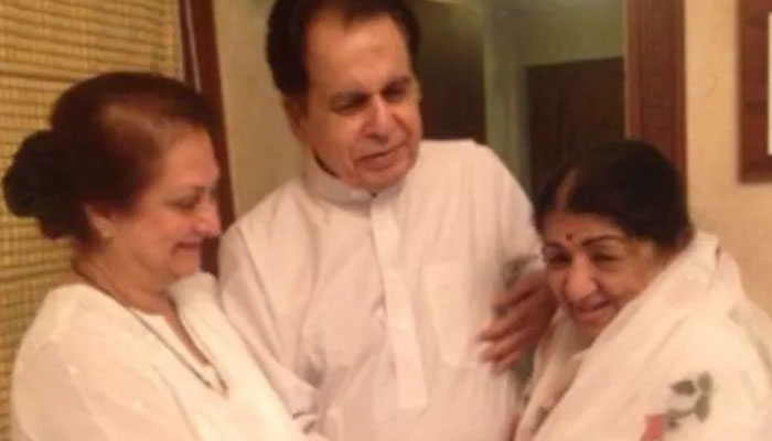 دلیپ کمار کی علالت میں ان سے کون کون ملا؟