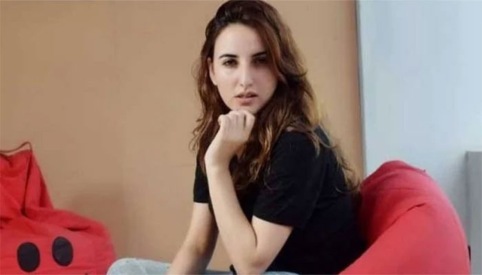 حریم شاہ نے ترکی میں اپنی مصروفیات کی ویڈیو شیئر کردی