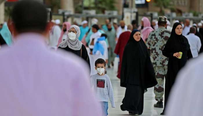 سعودی عرب میں کورونا سے مزید 12 اموات، 1142 نئے کیسز