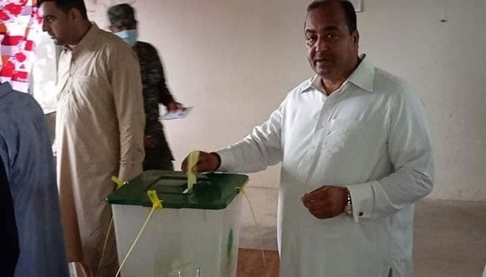 آزاد کشمیر انتخابات، ووٹنگ جاری