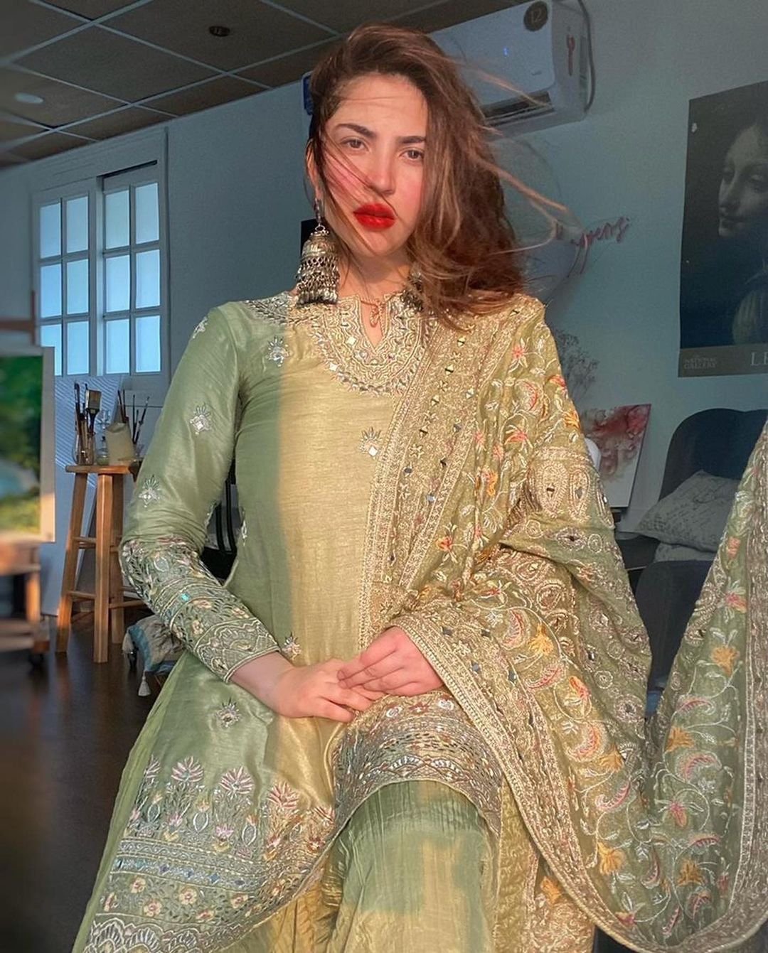 Fans gush over Naimal Khawar Khan’s traditional photoshoot on Eid-ul-Azha