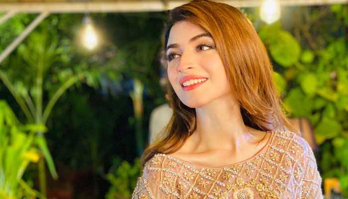 Kinza Hashmi relates childhood incident from her past