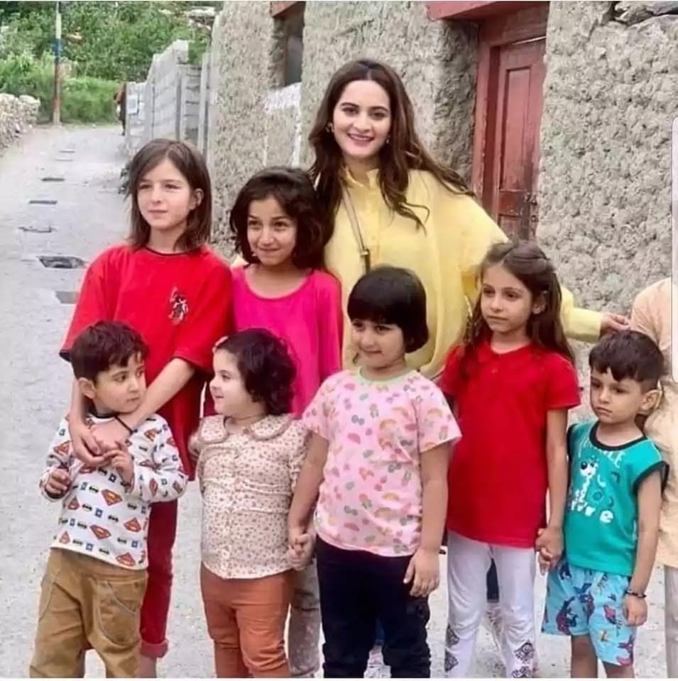 Aiman, Muneeb treat fans with stunning pictures from family vacation in northern Pakistan