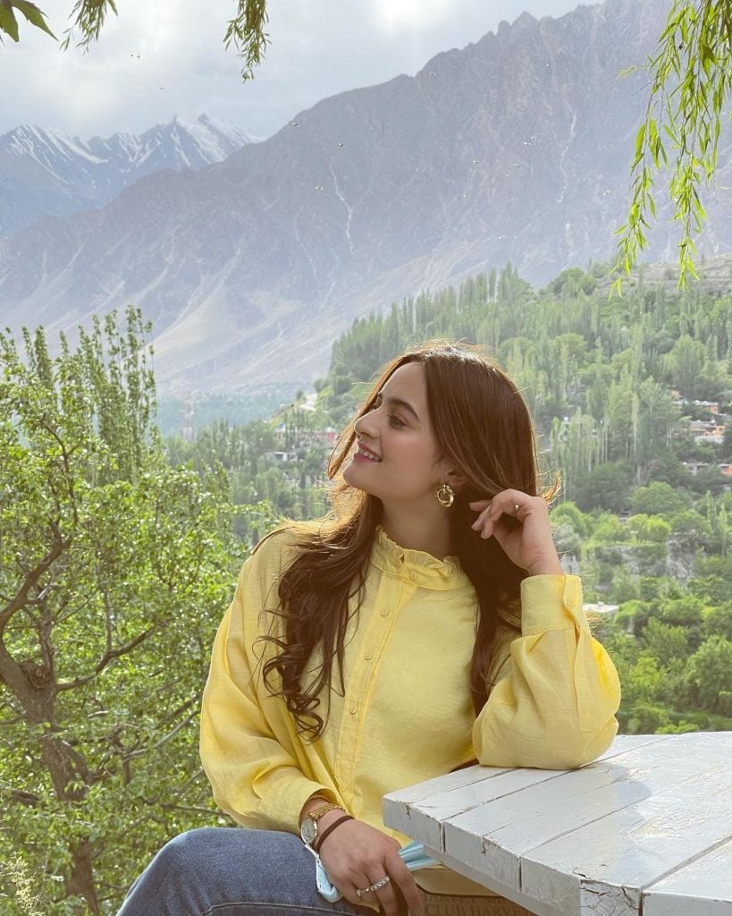 Aiman, Muneeb treat fans with stunning pictures from family vacation in northern Pakistan