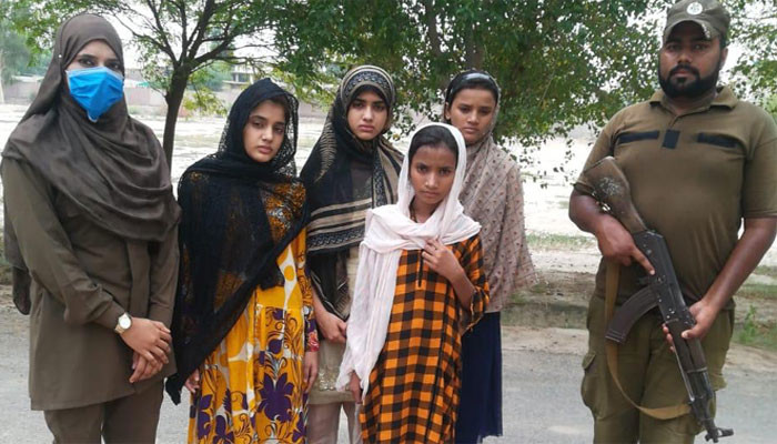 لاہور: 4 بچیوں کے لاپتہ ہونے کی اندرونی کہانی - Vimarsana News