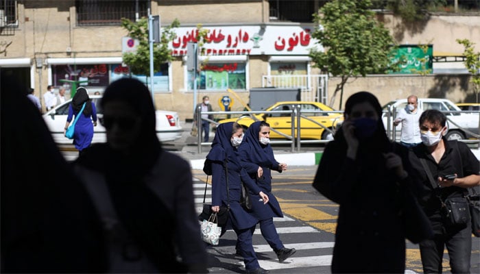 ایران میں مسلسل تیسرے روز 39 ہزار سے زائد افراد میں کورونا کی تصدیق