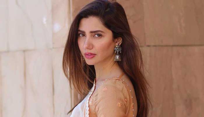 Mahira Khan to star in an ISPR joint project